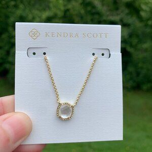 KENDRA SCOTT • Davie Gold Pendant Necklace